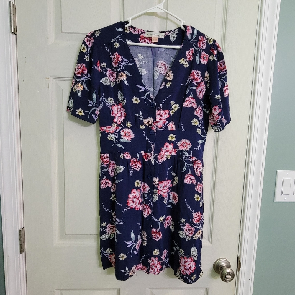 Band of Gypsies, floral dress WITH POCKETS, size L